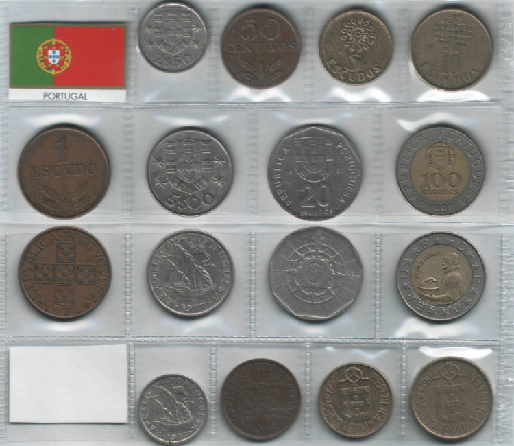 Набор Португалии из 8 монет. В пластиковой упаковке