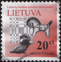 Почтовая марка Литвы "Игрушки" (2012)