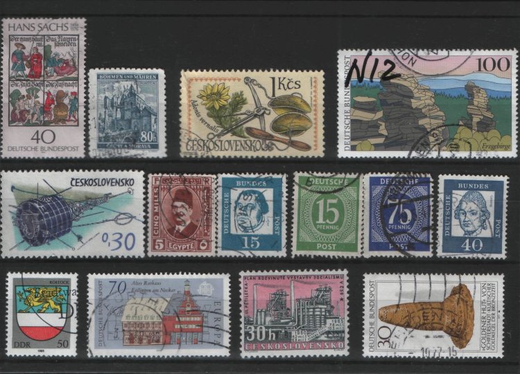 Подборка марок в пластиковом листе XF №12
